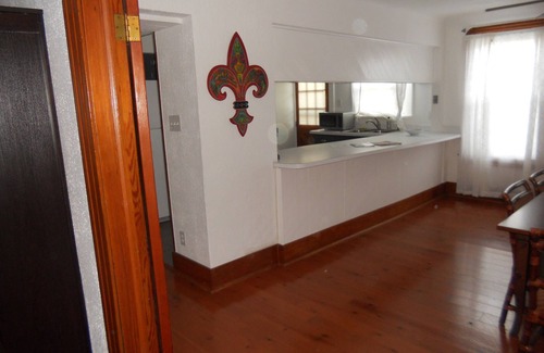Bayou St. John Apartment | Clean Spacious Apt. near City Park, Fairgrounds