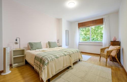 Vila Nova de Gaia Apartment | Clear Sky - 4BR Apartment