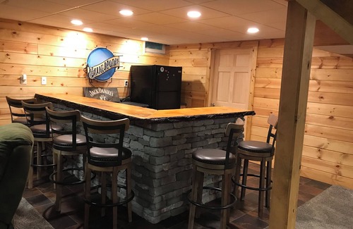 Rockton House | Clearfield Co Rockton PA - Cabin Escape