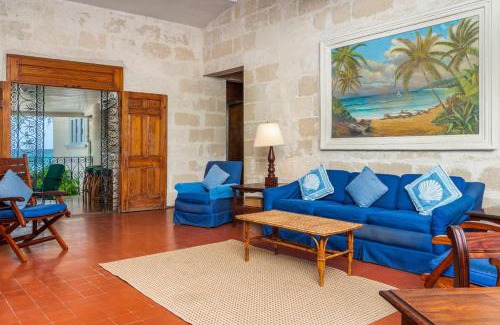 Gibbs Bay House | Clearwater home