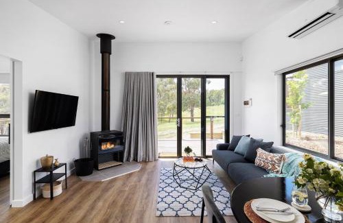 Eganstown House | Clematis Villa