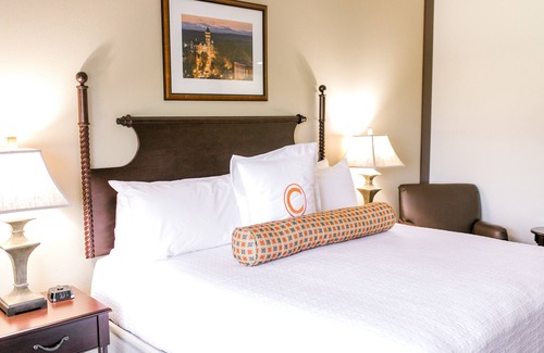 Clemson Hotel | Clemson University's James F. Martin Inn