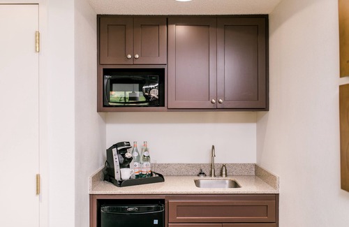 Clemson Hotel | Clemson University's James F. Martin Inn