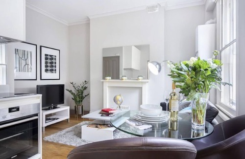 Fitzrovia Apartment | Cleveland Residences, Fitzrovia by Interhome