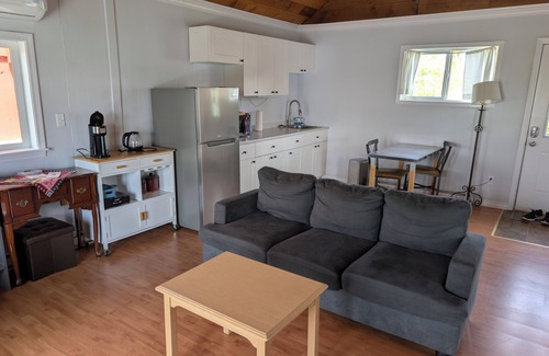 Alert Bay Cottage | Cliff Haven on the Bay - Ocean, Bay, & Mountain View, 1 bdrm Cottage