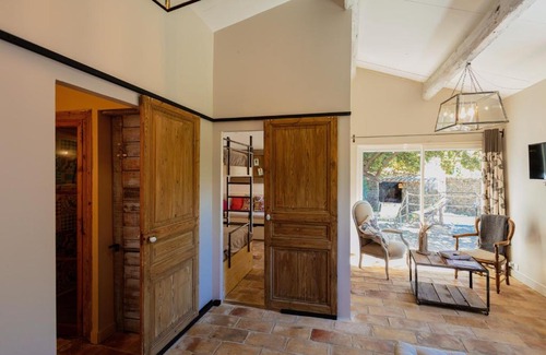Lacoste Bed & Breakfast | Clos des Coustoulins