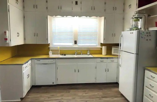 Hot Springs House | Close Downtown/Walk to Oaklawn Casino