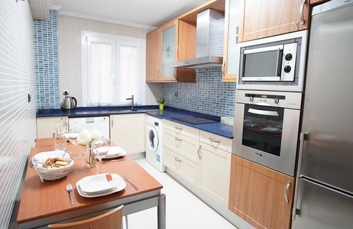 Santutxu Apartment | Close to Casco Viejo, cosy and very equipped.