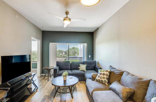 Bonham Apartment | Close to Lakes, Parks and Winery Bonham Apt