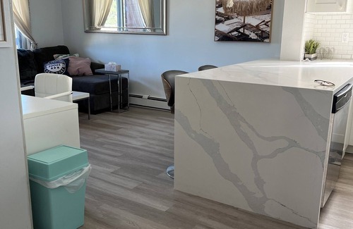 Marda Loop House | Close to Marda Loop, easy access to SAIT,Mt Royal University,