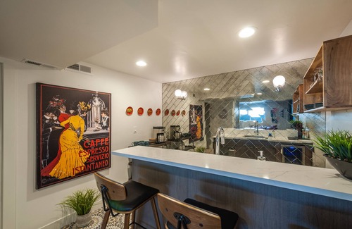 Mount Olympus House | Close to ski resorts retreat w/Blazing Fast WiFi!