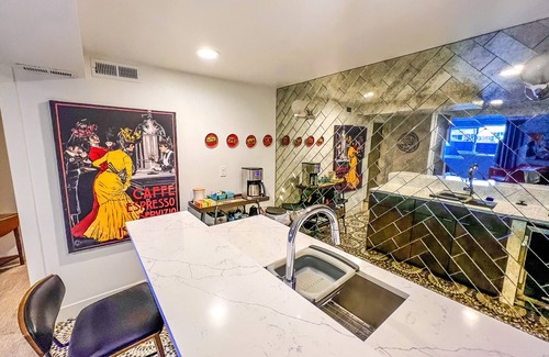 Mount Olympus House | Close to ski resorts retreat w/Blazing Fast WiFi!