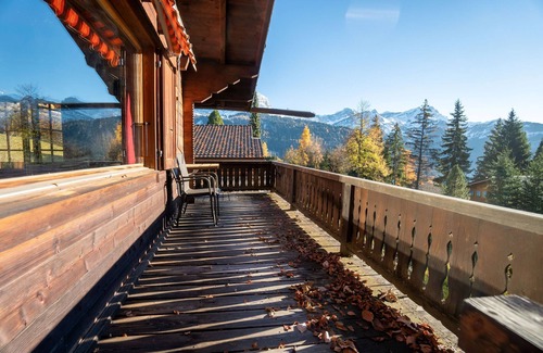 Barboleusaz Ski Chalet | Close to the arrival of the slopes, 750m from the Barboleuse train station.