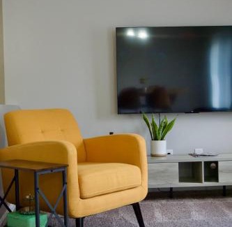 Elizabethtown Apartment | Cloud's Bnb - The Signature Suite, for cooks.