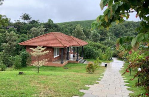 Mananthavady Bed & Breakfast | Clouds View Nature Resort