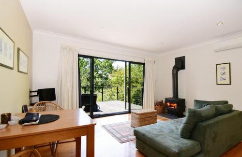 Kangaroo Valley House | Cloudsong Chalet 3 Close to the village centre