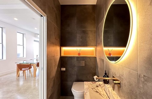 Clovelly House | Clovelly Contemporary (IH)