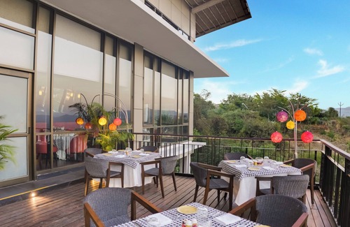 Kadadhe Hotel | Club Mahindra Resort - Tungi