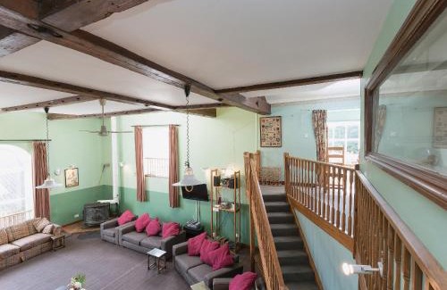 Belper House | Clusters Chapel