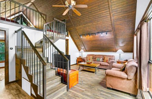 Gruene House | Clutter Falls Retreat - Guest House