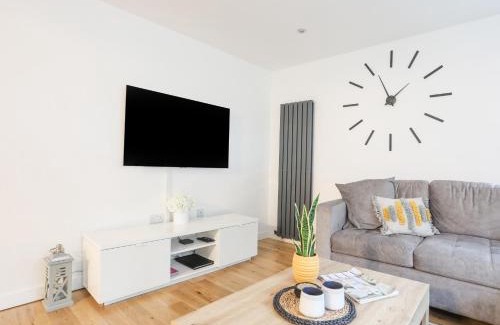 Trearddur Bay House | Clydfan, No 1 Trearddur Road