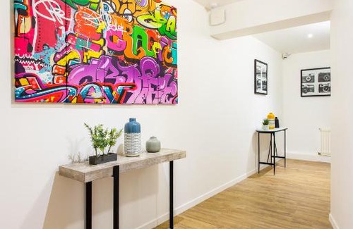 Quartier des Grandes-Carrieres Apartment | CMG Résidence Montmartre - Cottages