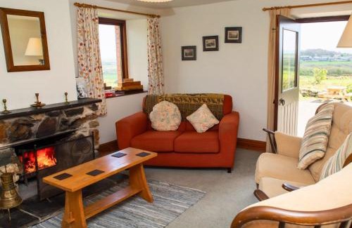 Goodwick House | Cnwc Y Bran Fishguard