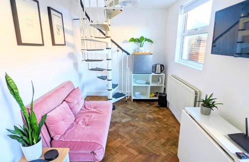 Brixton Hill Apartment | Coach House in Brixton