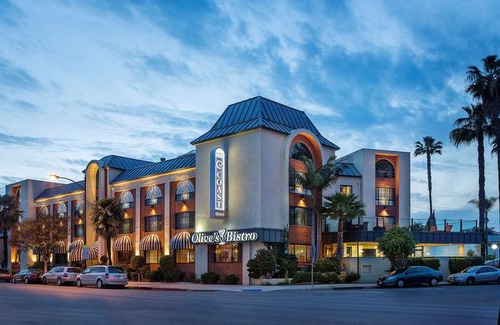 Burbank Hotel | Coast Anabelle Hotel