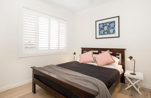 Werri Beach House | Coast I Pet Friendly I 3 Mins Walk to the Beach