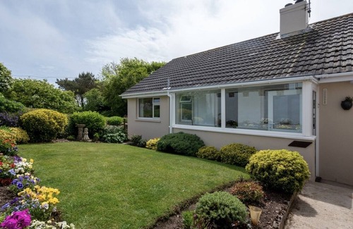East Prawle House | Coastal bungalow 5 mins from the pub, in beautiful Devon village