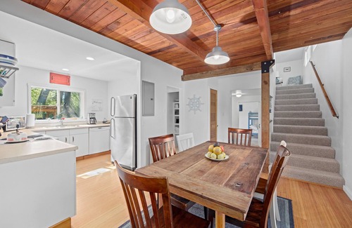 Manzanita House | Coastal calm awaits! BBQ, fire pit, private hot tub, & dogs welcome!