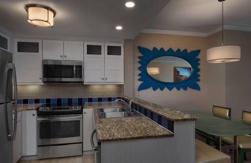 Myrtle Beach Resort | Coastal Comfort: 2 Bedroom Garden View Escape at Marriott’s OceanWatch Villas