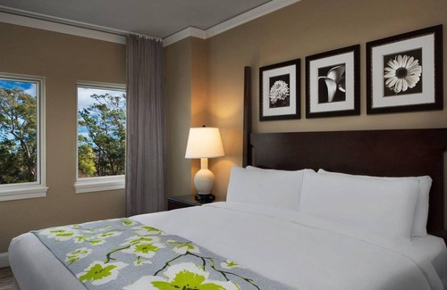 Myrtle Beach Resort | Coastal Comfort: 2 Bedroom Garden View Escape at Marriott’s OceanWatch Villas