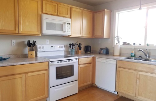Crescent City House | Coastal Cottage, Less than a Block to the Beach, Crescent City, CA