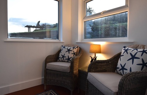 Landewednack Cottage | Coastal cottage - sea views on coast path, amazing local beaches, The Lizard