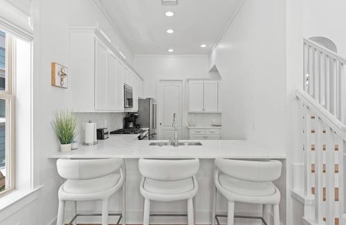 Alys Beach House | Coastal Escape w/Porches, BBQ & Easy Walk to Rosemary Beach | 30A Ciel Bleu