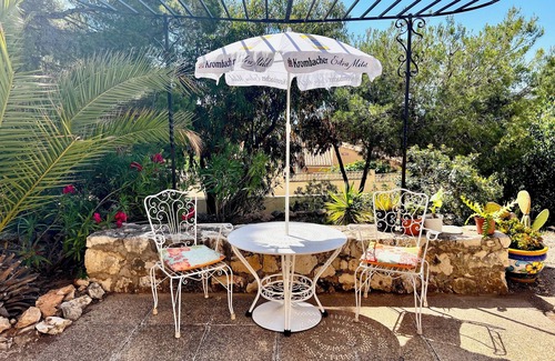 Benissa Coast Apartment | Coastal garden apartment with patio in exclusive neighborhoodnClose to the beach