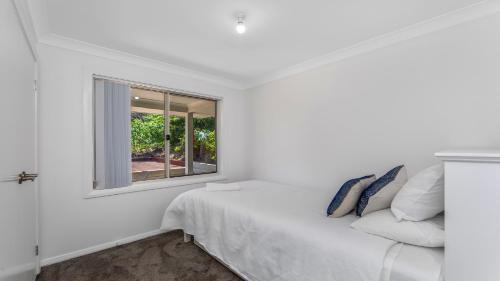 Killcare Heights House | 'Coastal Harmony Cottage' by HolidayCo