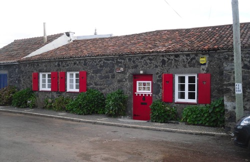 Capelas House | Coastal Trail cottage, home in mind