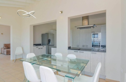 Benimeit Villa | Coastal Villa with Pool