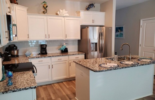 Cedar Point Villa | Coastline Townhome Beach Getaway - Located by The Emerald Isle Bridge
