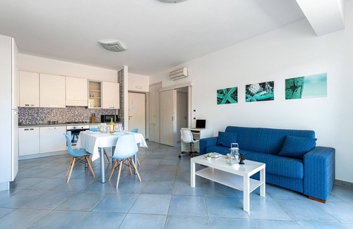 Capo d'Orlando Apartment | Cobalto - 2-bedroom apartment with large lateral sea view terrace and pool in the garden