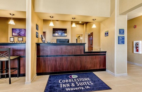 Waverly Hotel | Cobblestone Inn and Suites Waverly