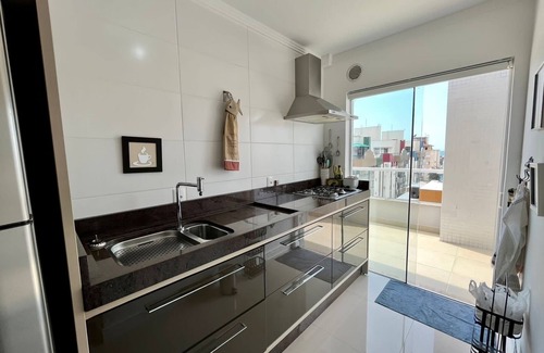Bombas Apartment | Cobertura Aconchegante com Vista Para o mar