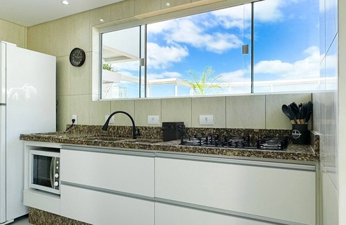 Bombas Apartment | Cobertura com Piscina na praia de Bombas - BOM003