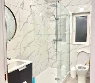 Cobh Apartment | Cobh Comfort by the Sea