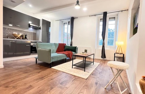 Villefranche-de-Lauragais Apartment | Cocon Cœur de Ville