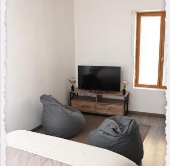 Romorantin-Lanthenay Apartment | Cocon Naturel en Sologne!