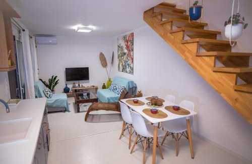 Itea Apartment | Coconut Blue